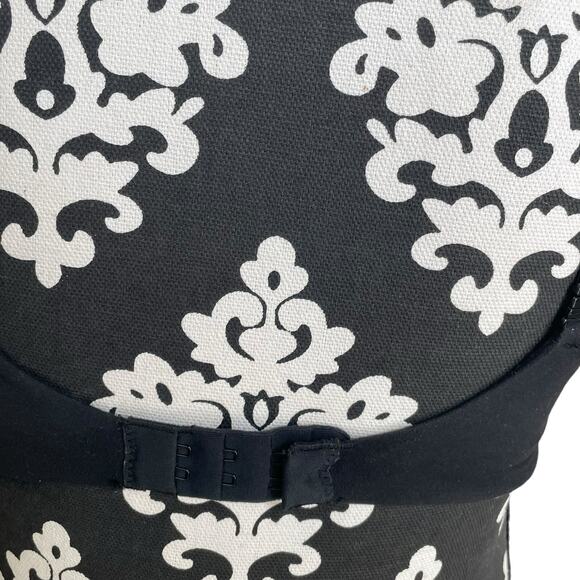 Victoria's Secret Body by Victoria Black Lace Unlined Demi 34C Bra - Picture 5 of 8